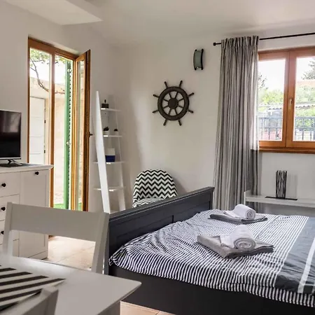 Apartment In - Riviera 40411