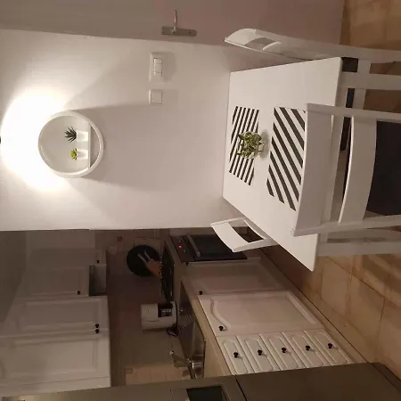 In - Riviera 40411 Apartamento