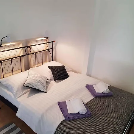 In - Riviera 40411 Apartamento *